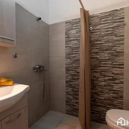 30m² Cosy With Panoramic Sea View Chalkís