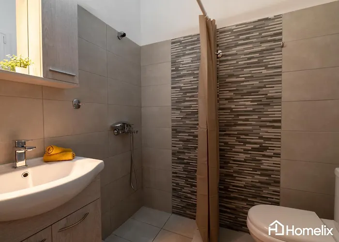 30m² Cosy With Panoramic Sea View Chalkida